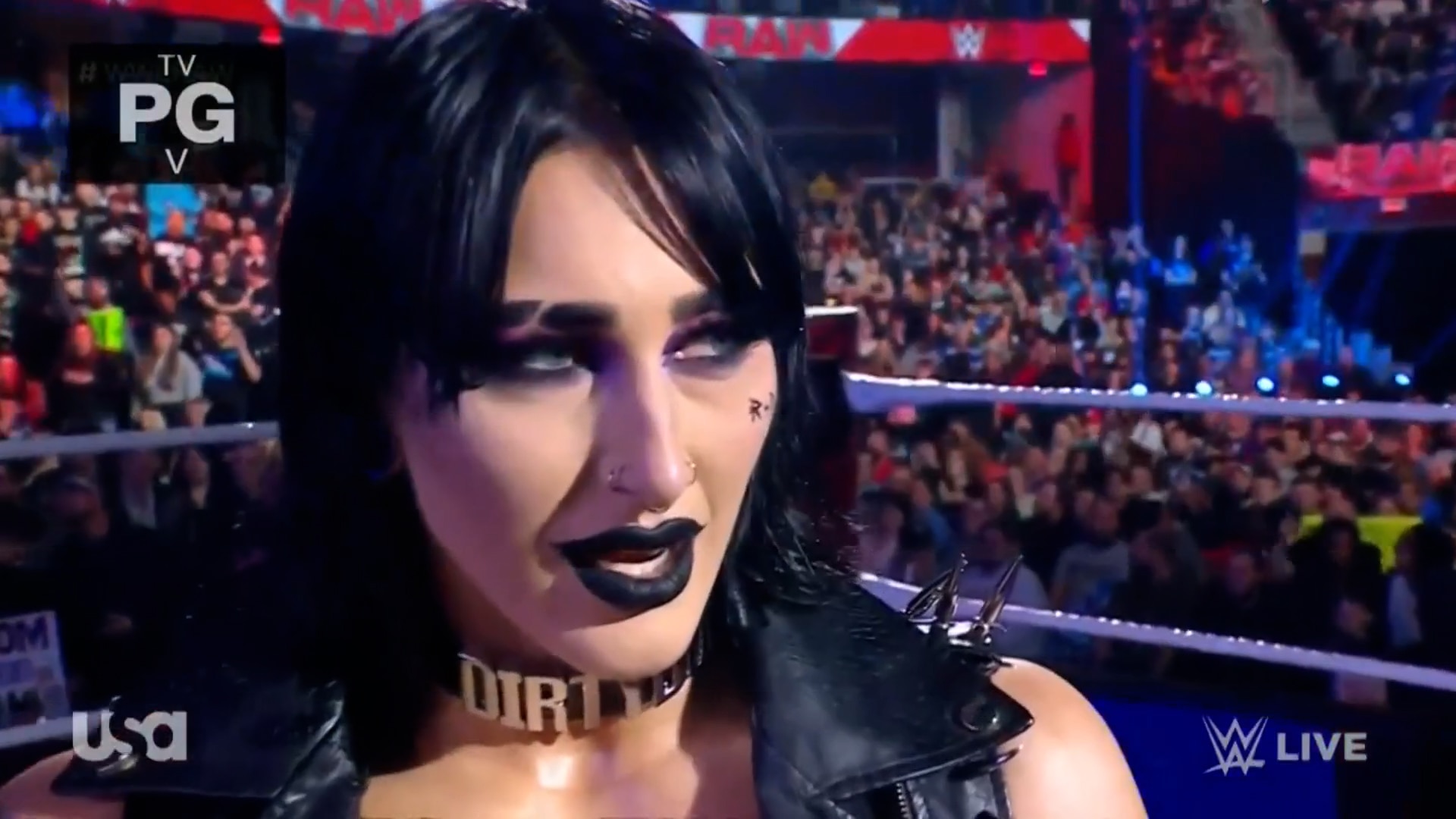 Rhea Ripley refuses to unleash Maxxine Dupri after tapping to prove a point | WWE on FOX 