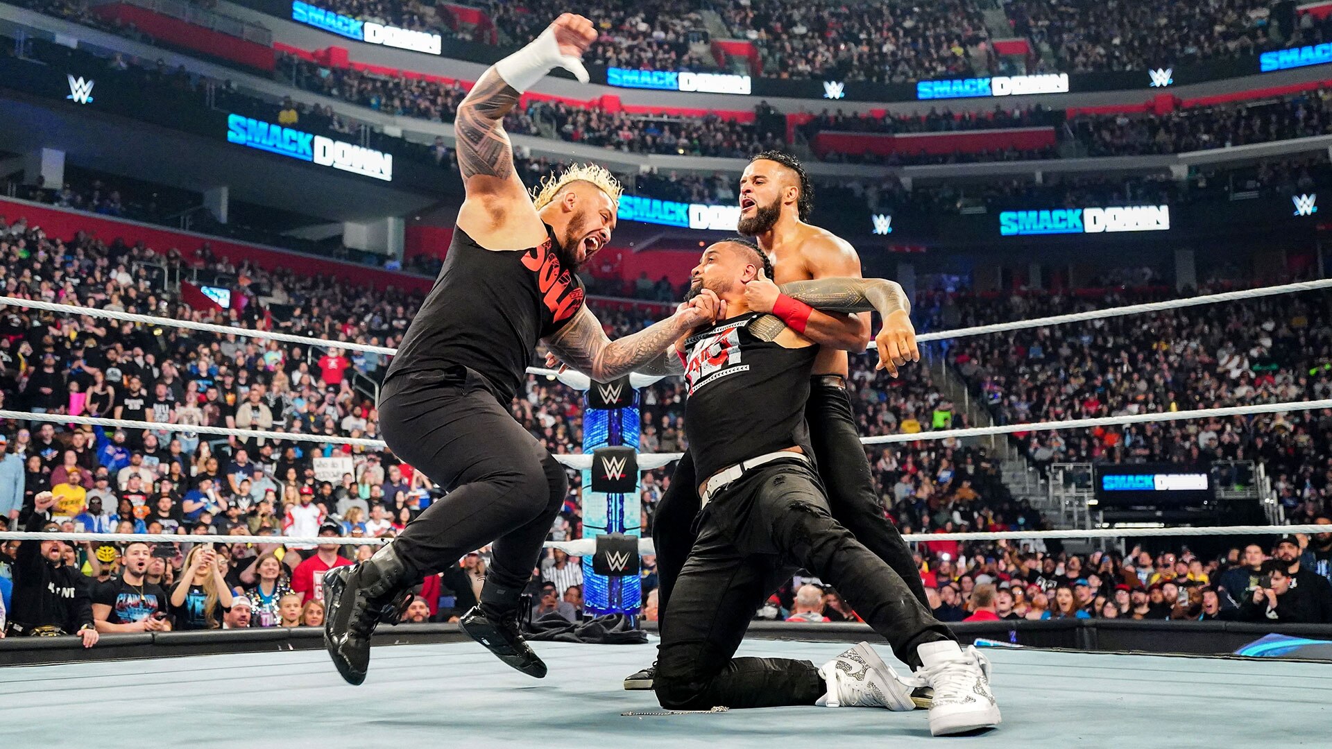 WWE FRIDAY NIGHT SMACKDOWN