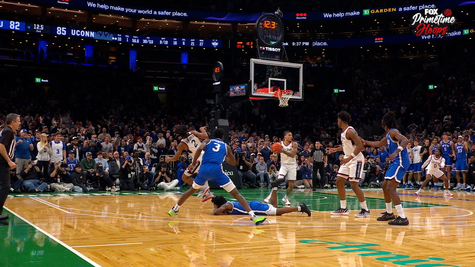 No. 3 UConn forces CLUTCH turnover to cement an 86-84 win over No. 7 BYU