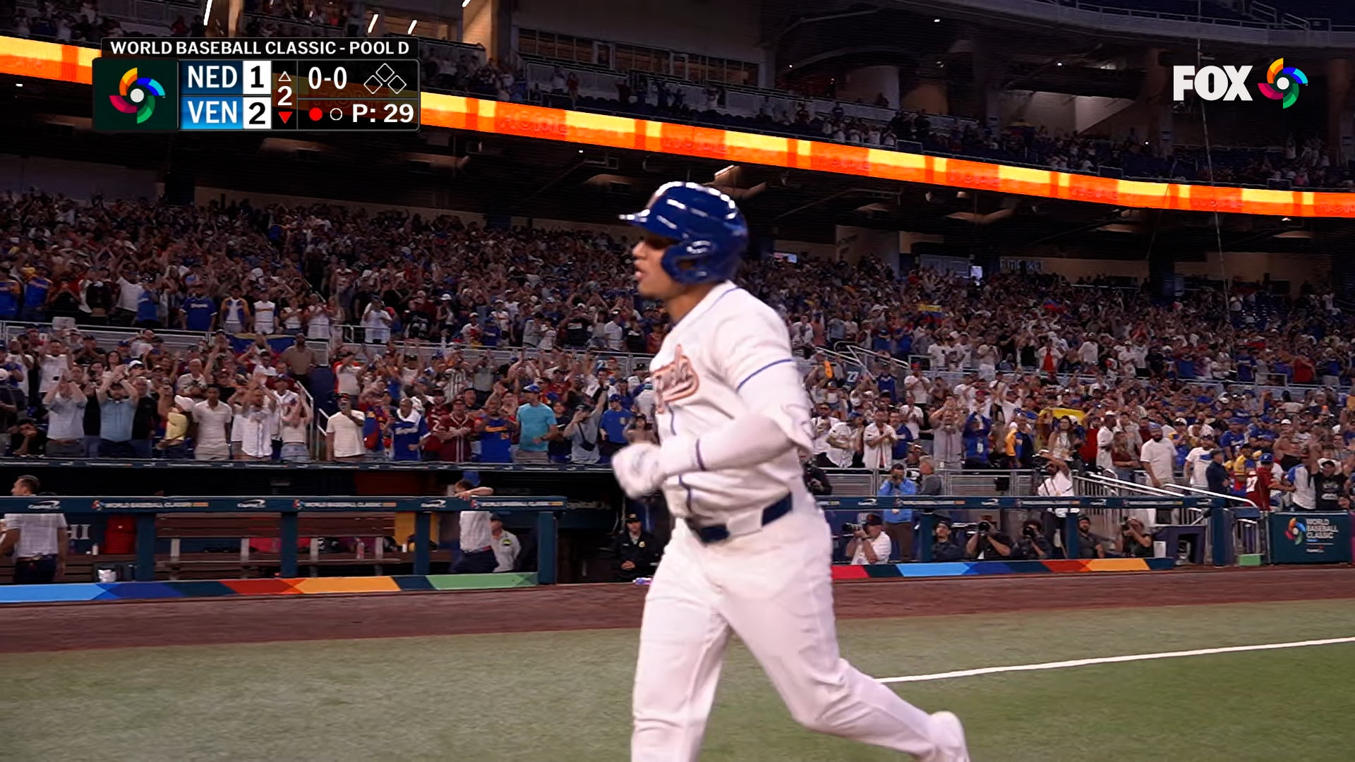 Venezuela's Javier Sanoja hits solo homer, taking lead over Netherlands