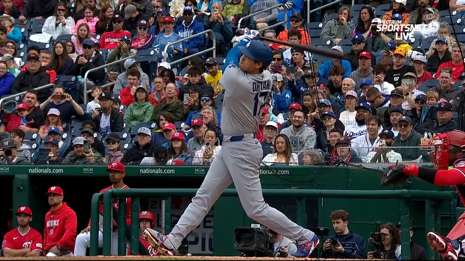 Shohei Ohtani crushes 438-foot HR, giving Dodgers lead over Nationals