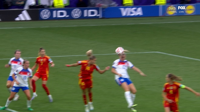 England's Alessia Russo scores equalizer vs. Spain