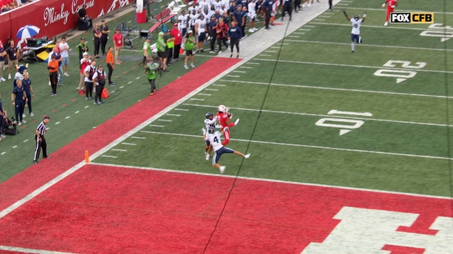 Utah's Devon Dampier throws his second TD to Braden Pegan, extending lead vs Utah State