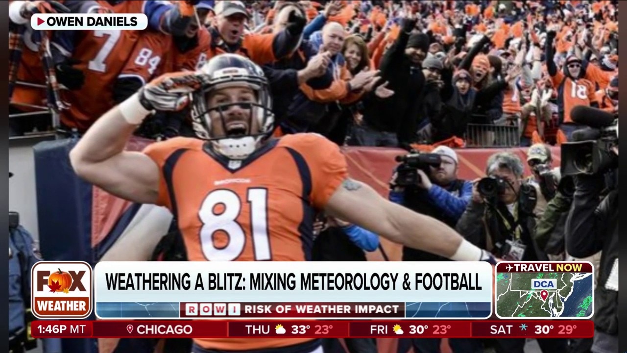 Talking Thanksgiving Day football with Owen Daniels