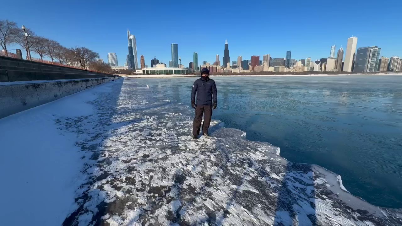 Intense lake-effect conditions in Chicago