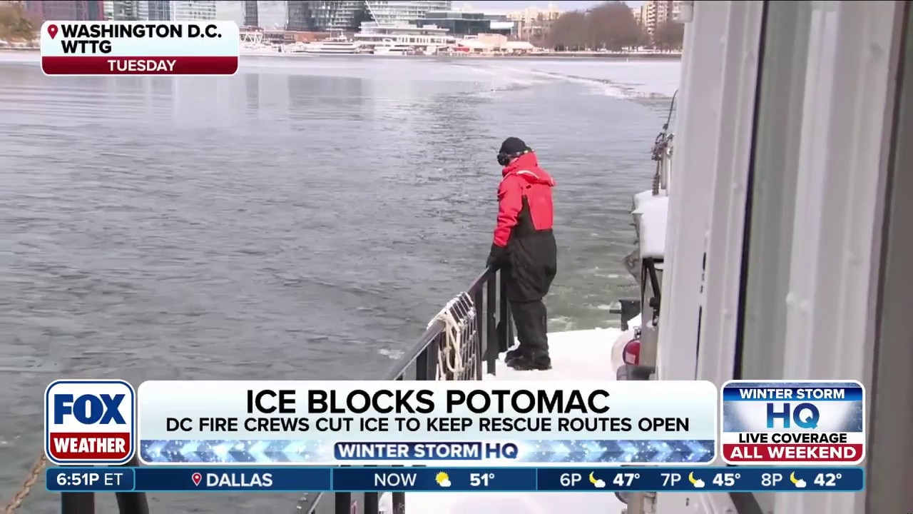 Freezing cold temperatures prompt ice cutting on the Potomac River