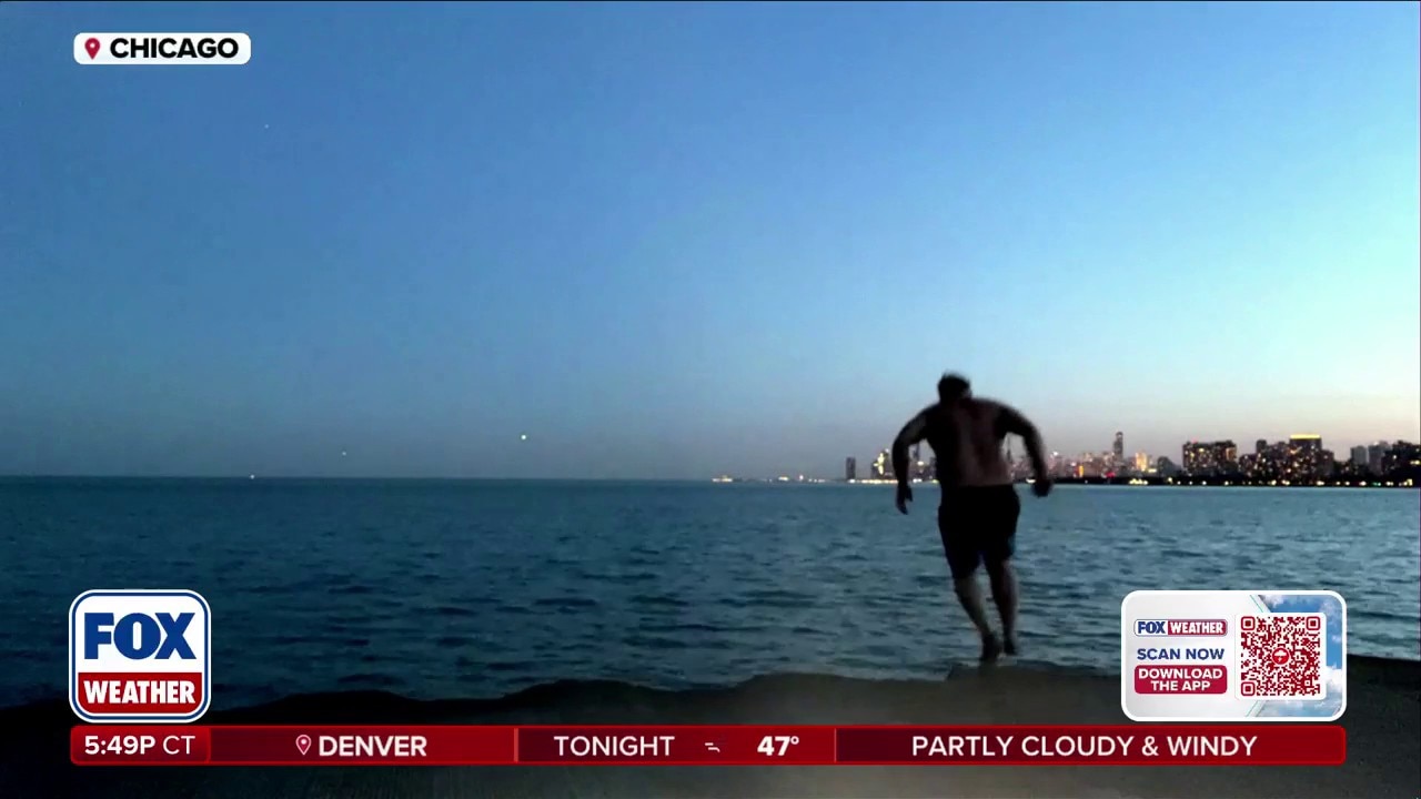 Great Lake Jumper plunges into Lake Michigan for over 2,000 days straight