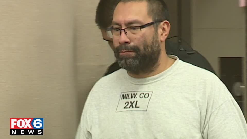 Illinois man pleads not guilty