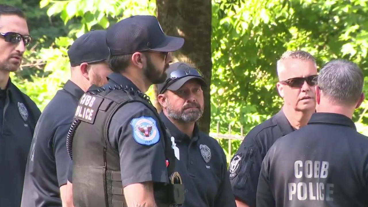 Police return to Sandy Springs park after manhunt