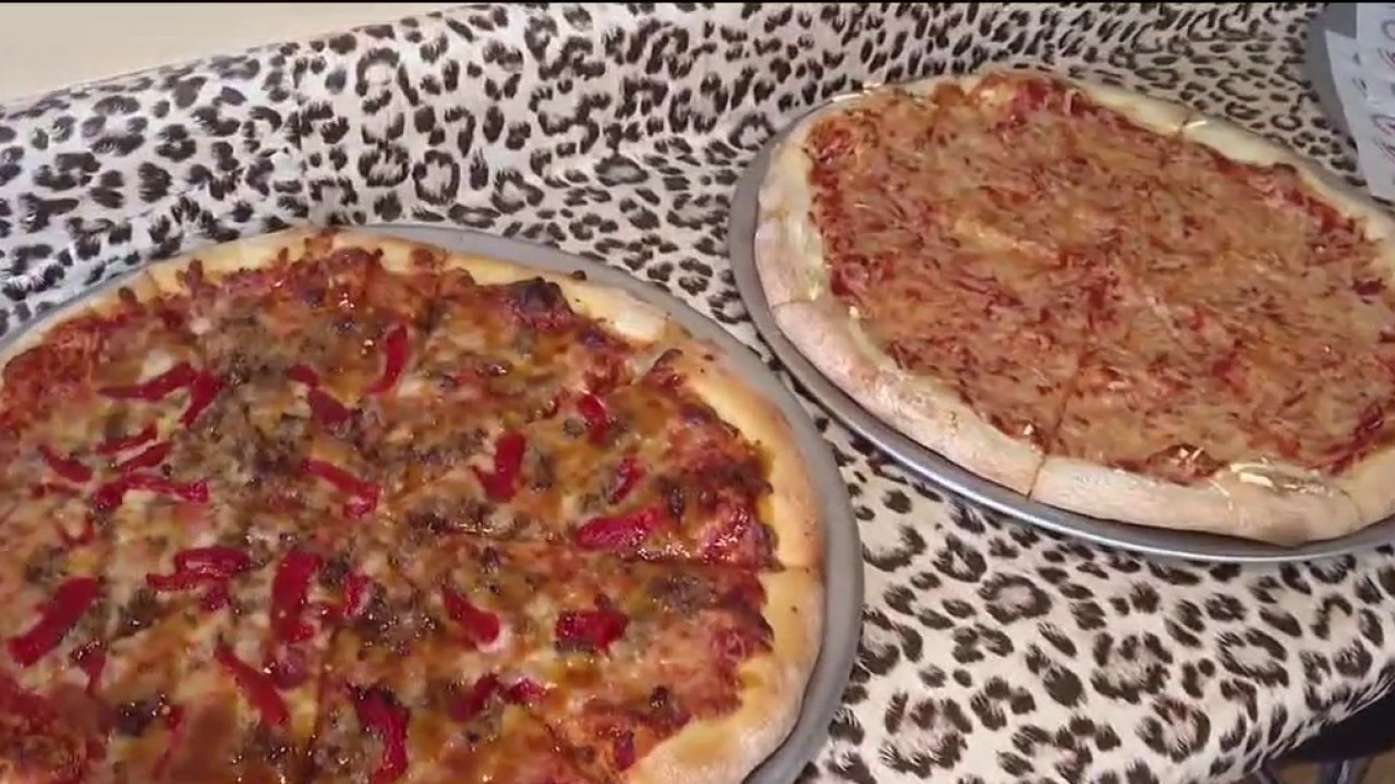 Fat Cat Pizza + Dogs in Pinellas Park