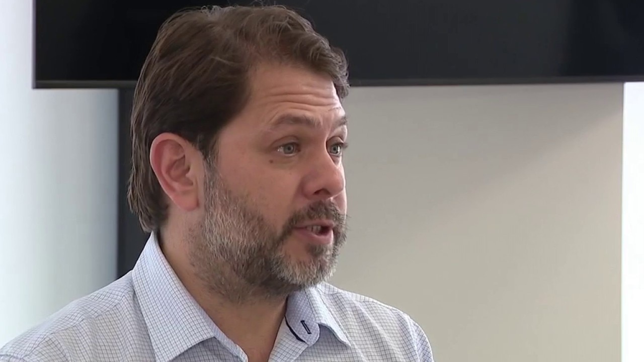 Sen. Gallego threatens to hold votes for FEMA aid