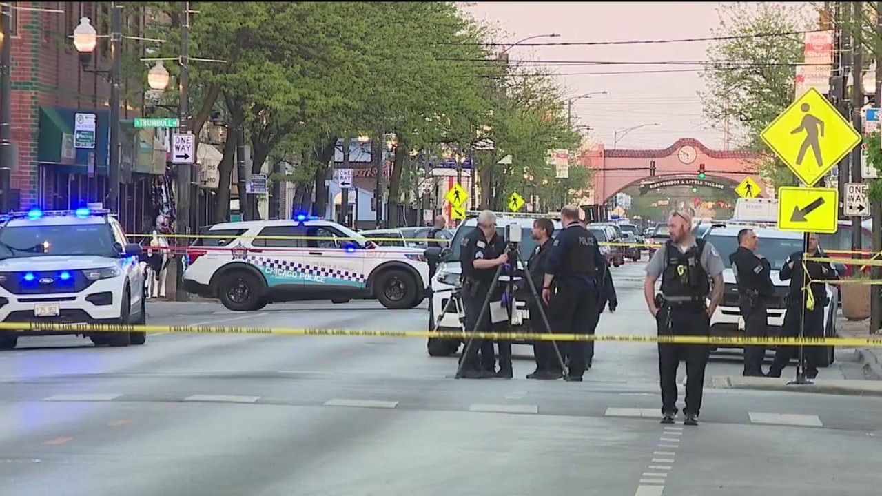 Man killed, 3 women hospitalized after Little Village shooting, police say