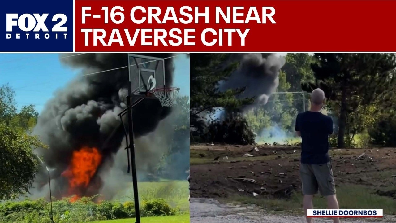 F-16 plane crash near Traverse City, Michigan