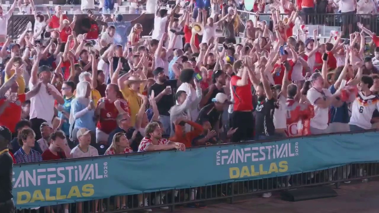 England adds another goal for 4-2 lead