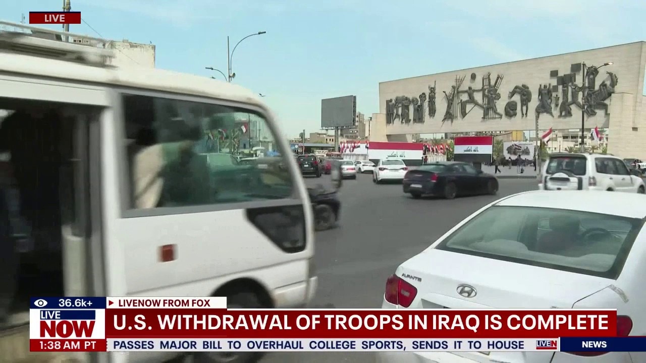 U.S. troops complete withdrawal from Iraq