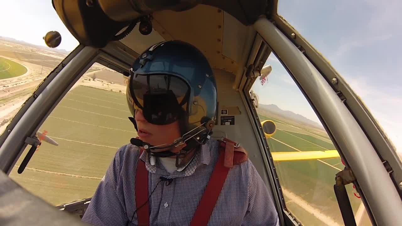 Crop dusters remain vital to Arizona farming