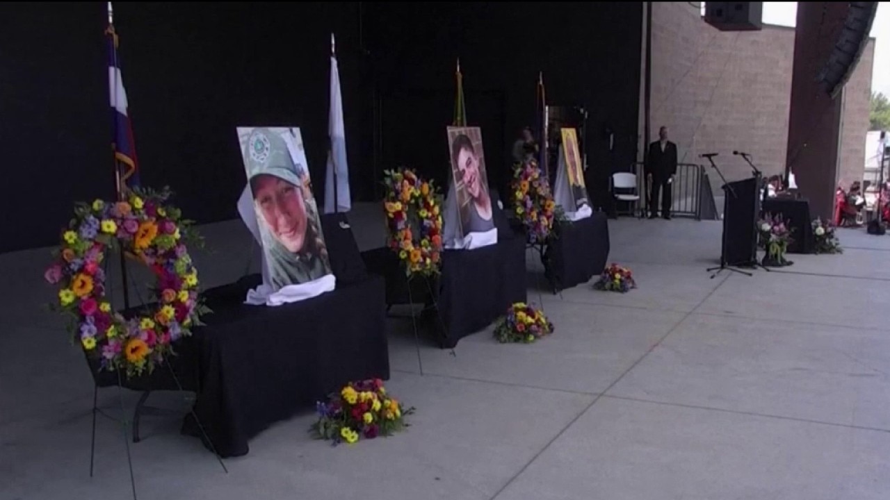Community remembers fallen Arizona firefighter killed while battling wildfire