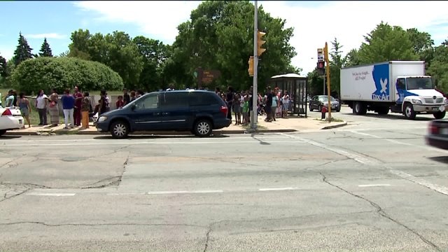 "It helps people:" Lottery for rent assistance in Milwaukee opens for first time since 2001