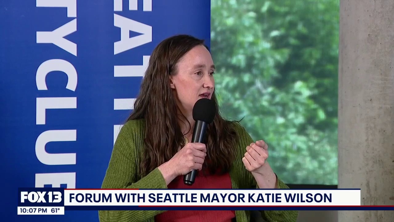 Seattle mayor grilled over public safety, affordability, CCTV