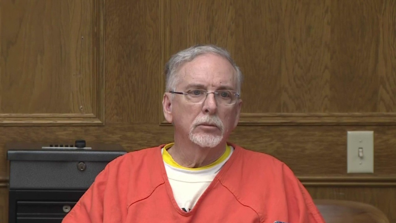 Ex-UCLA gynecologist pleads guilty to sex crimes