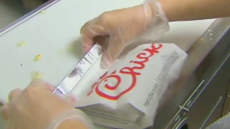 Customers sue Chick-Fil-A alleging delivery hikes