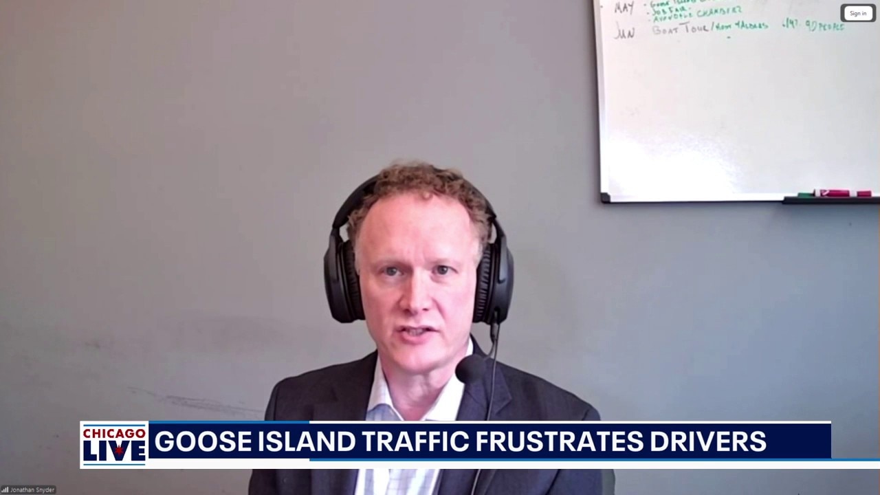 Goose Island traffic worsens amid bridge closures, business leaders call for solutions | ChicagoLIVE