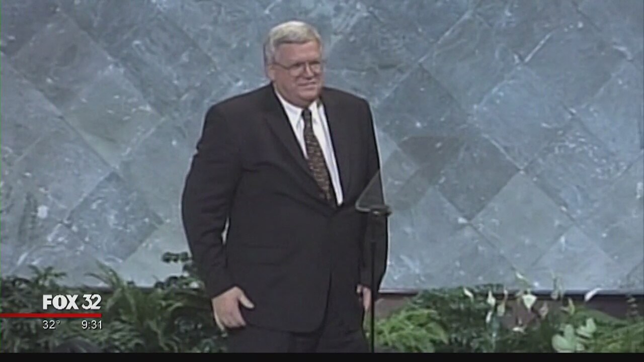 Prosecutors: Dennis Hastert agreed to pay $3.5M to 14-year-old sex abuse victim