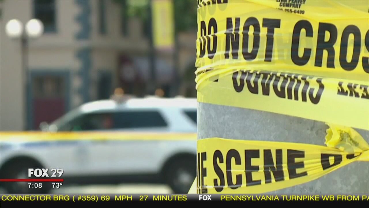 29 dead, 53 injured after mass shootings in Texas, Ohio