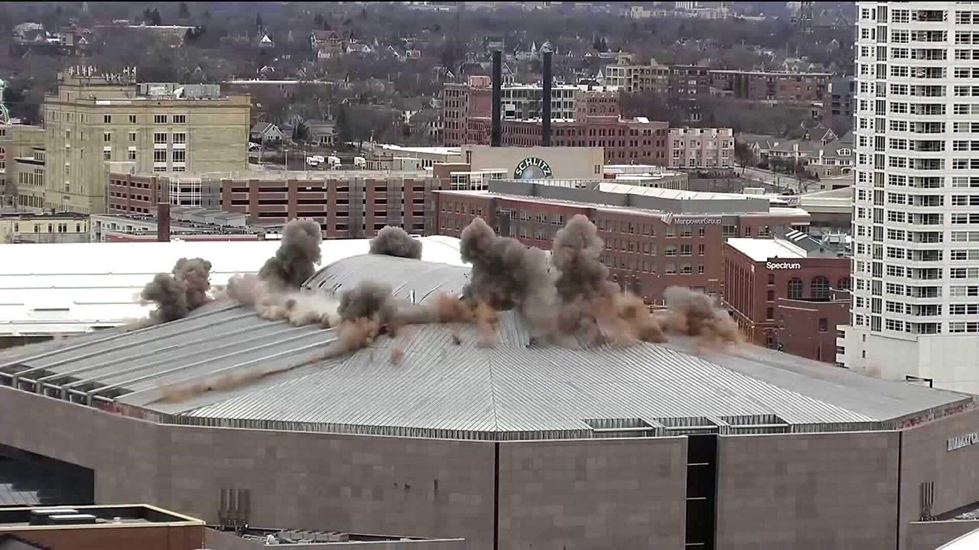 Bradley Center roof demolition (3rd angle)