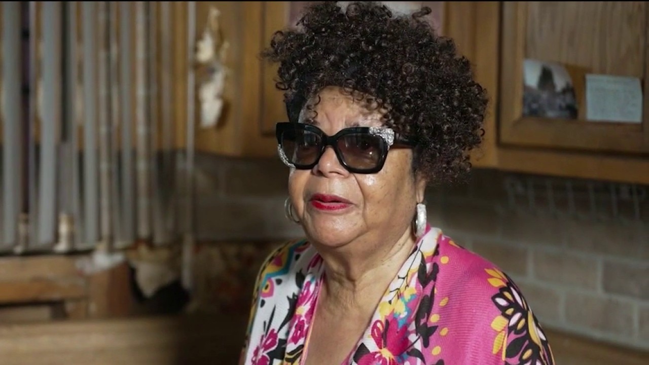 Tyler Perry helps Chicago woman