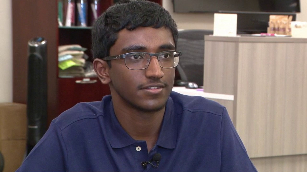 Scottsdale high schooler develops site to connect teens to volunteer work