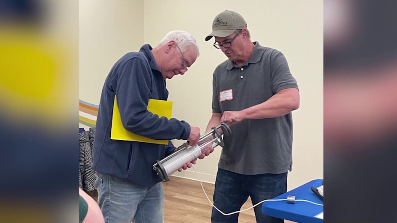 Volunteers fight to restore Lake County lakes as pollution concerns grow