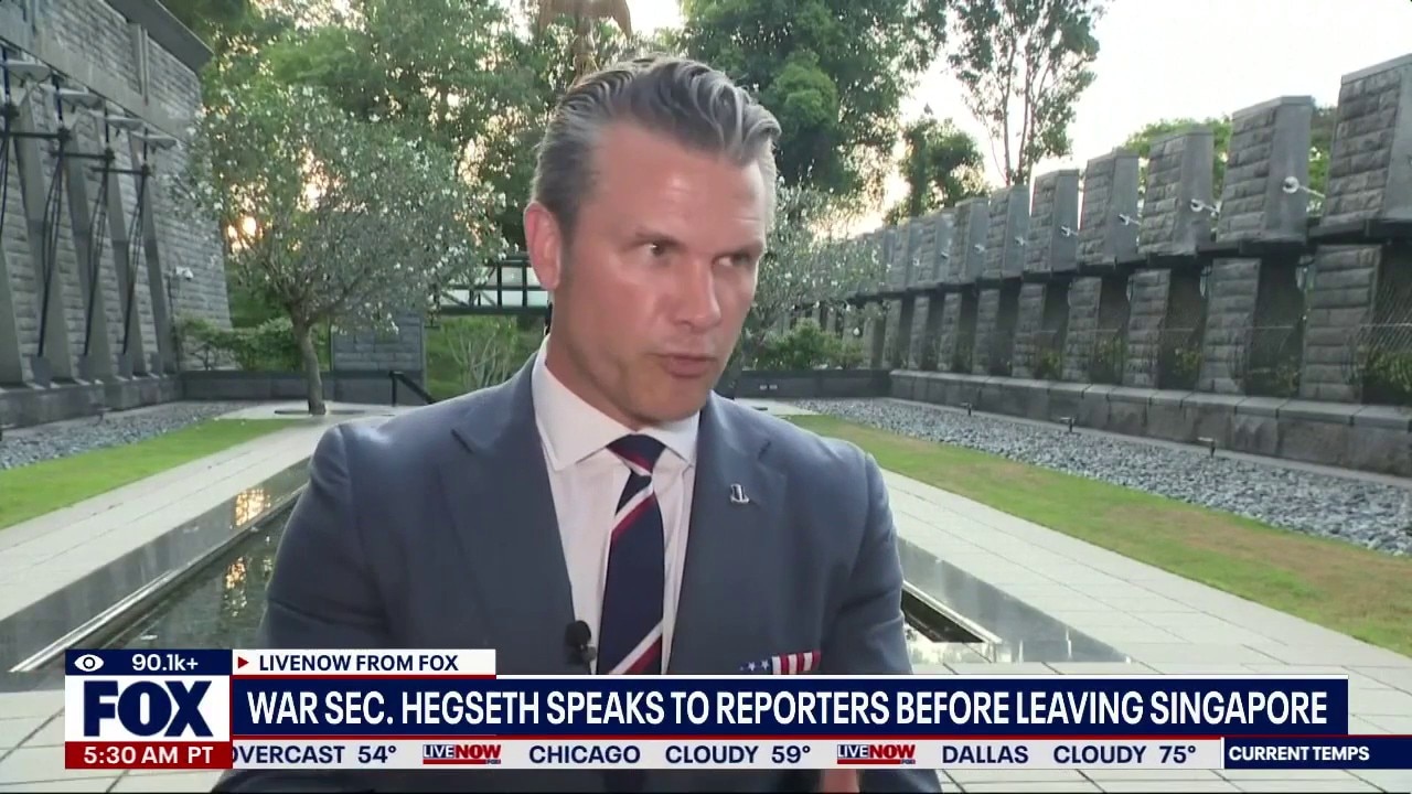 Hegseth addresses Iran conflict with press 