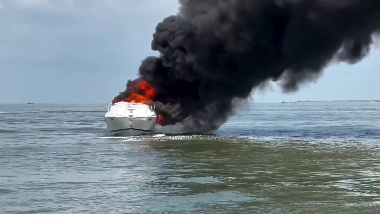 11 rescued after boat catches fire near Texas City Dike