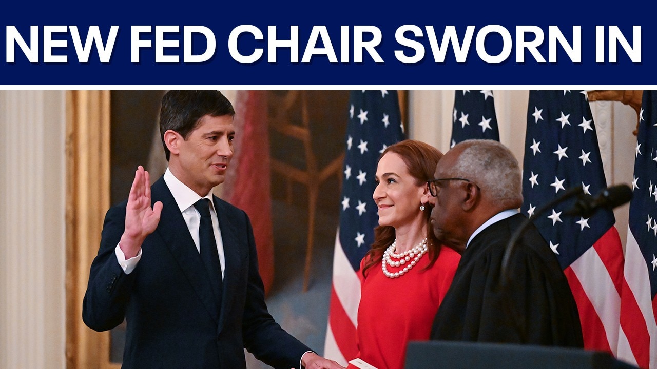 New Fed chair sworn in