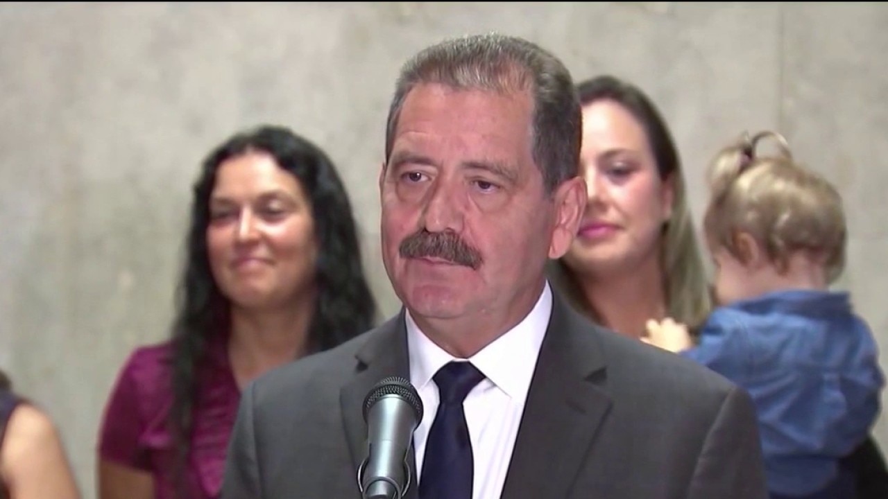 Independent candidates file to run for Rep. Chuy Garcia's seat in Congress