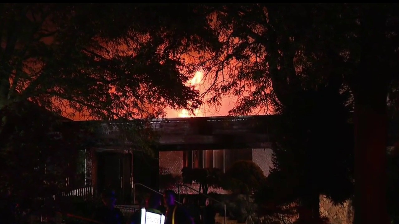 Fire continues to burn at 102-year-old clubhouse at Lochmoor Club