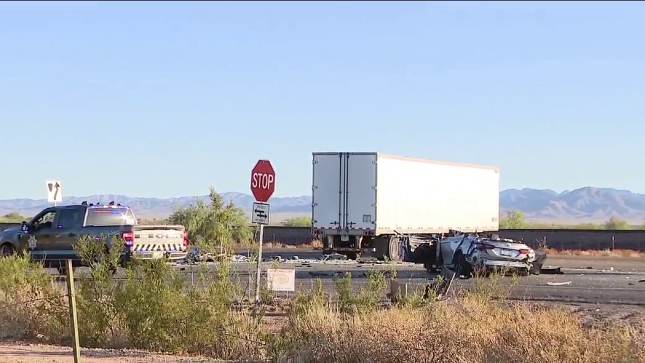 1 killed in Wittmann semi-truck crash on U.S. 60