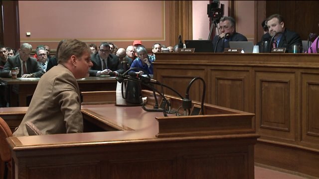 Right-to-Work: Supporters say it`ll increase worker freedom, opponents say it`ll increase freeloading