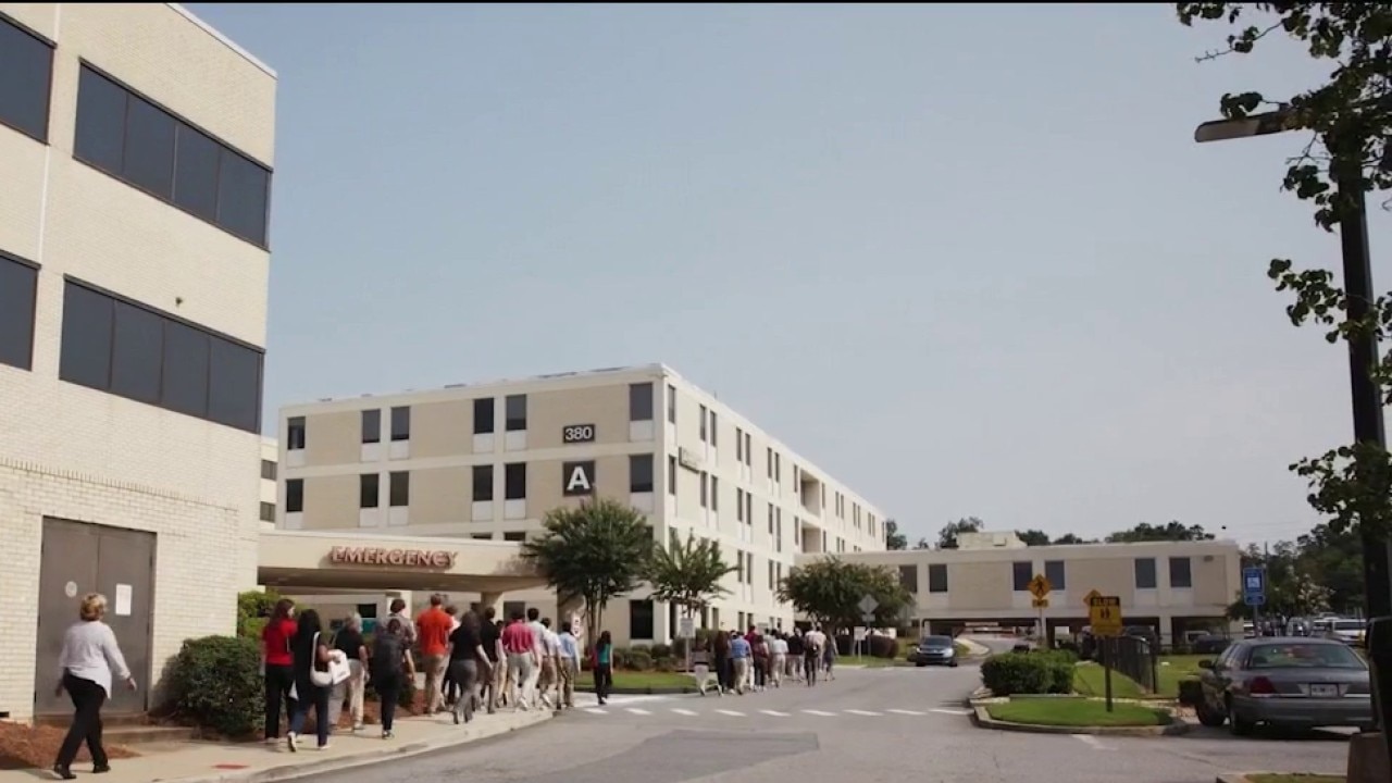 Groundbreaking on new Hank Aaron complex, UGA med students tour