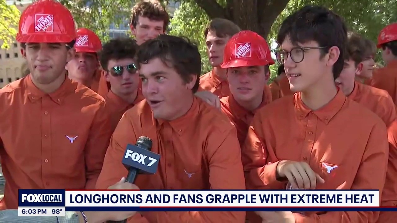 Longhorns and fans grapple with extreme heat