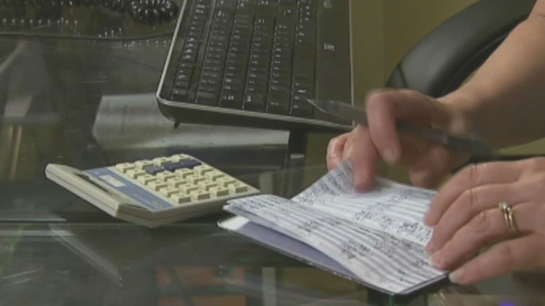 Can life insurance make you money while you are alive?