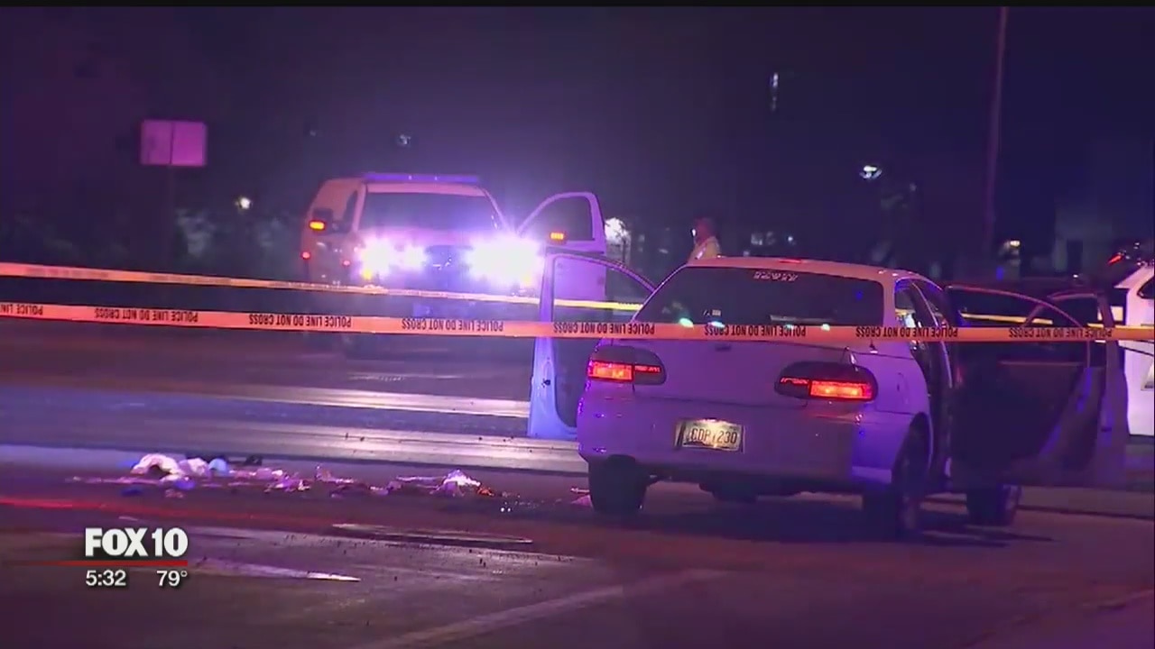 Police: Man found injured in Surprise, dies at hospital