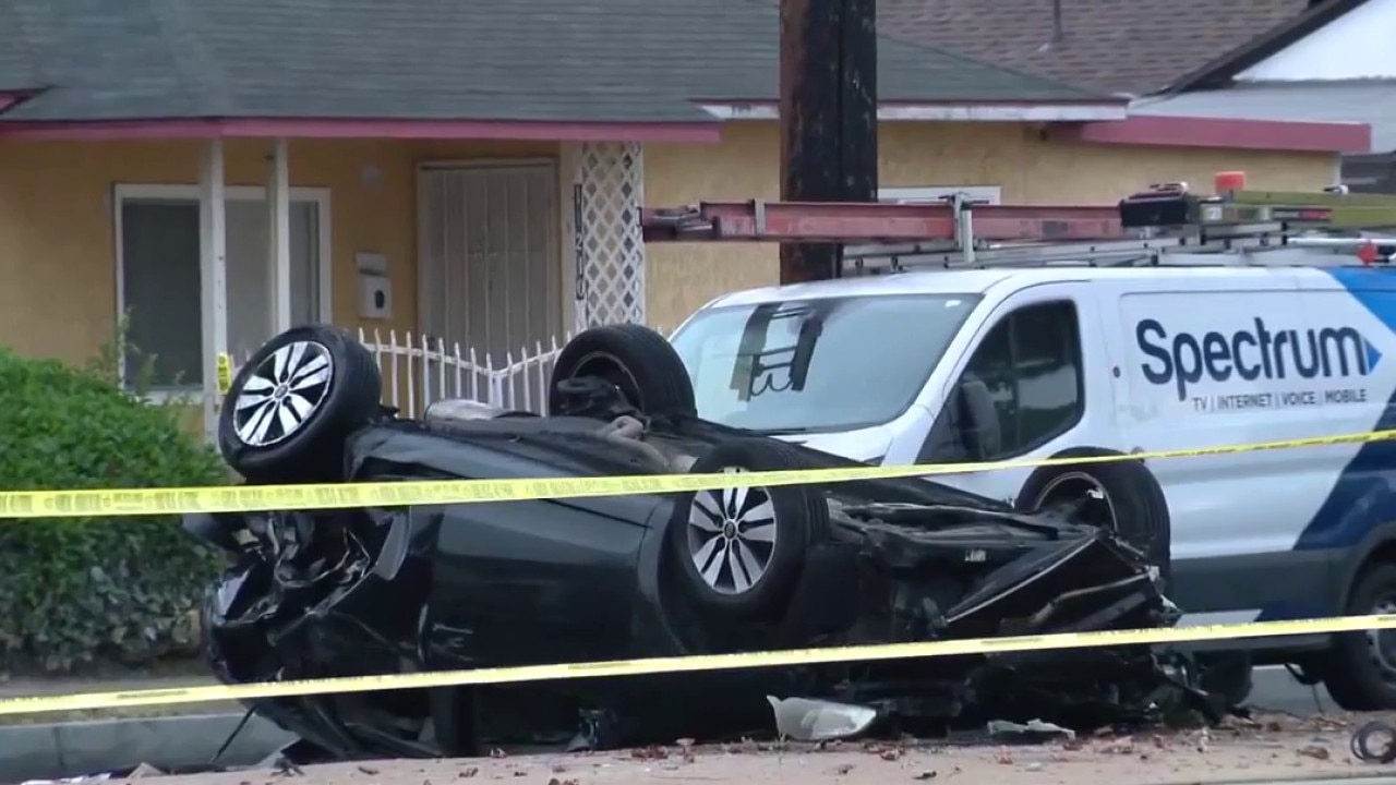 Street racing may be to blame in 16-car crash 