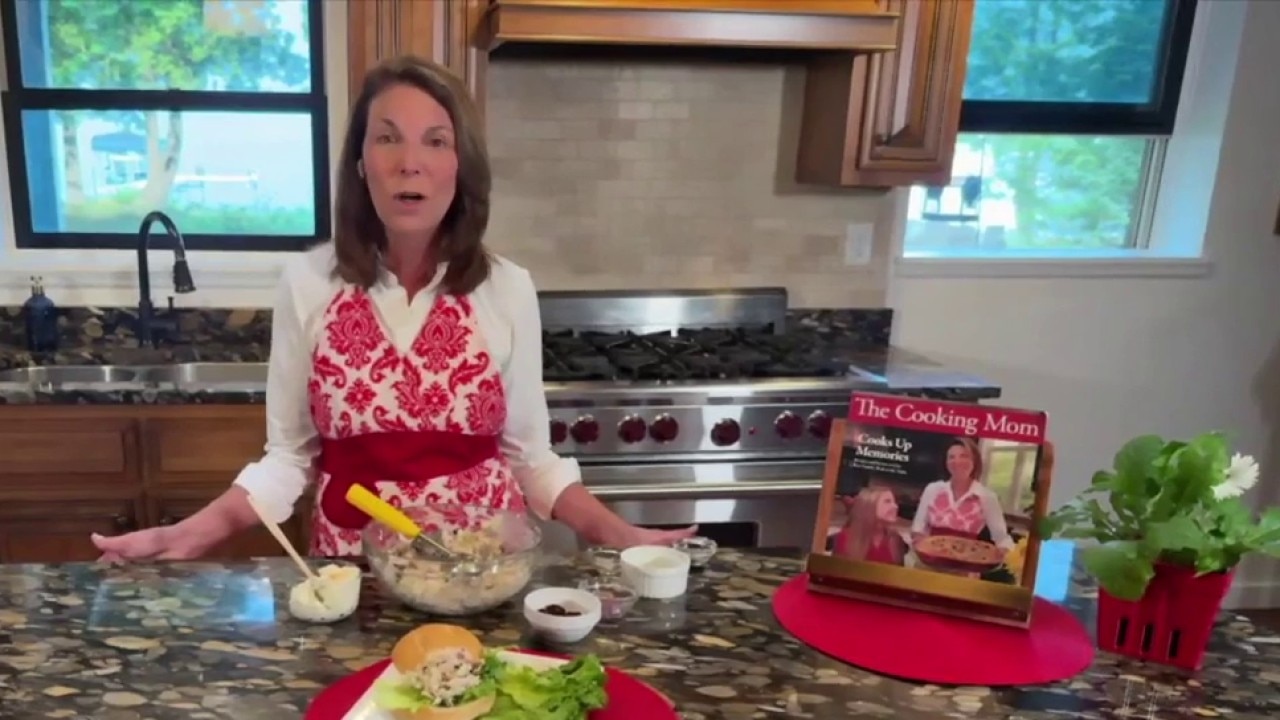 The Cooking Mom: Door County cherry chicken salad