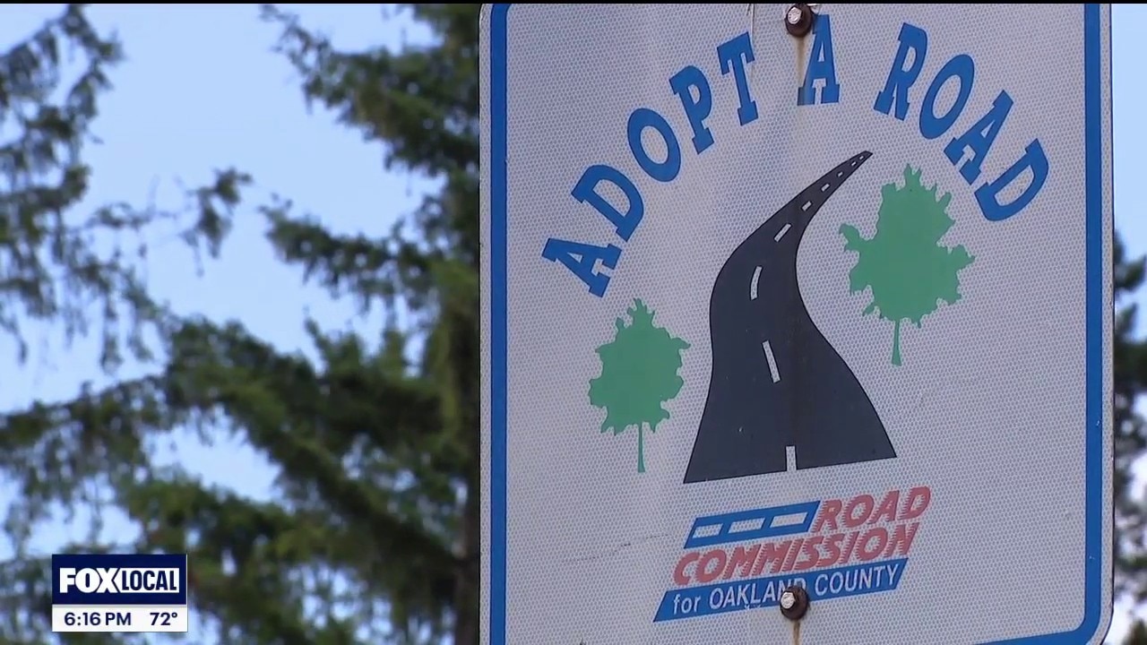 'Adopt a Road' sign for Voices of Palestinians near Temple Israel taken down