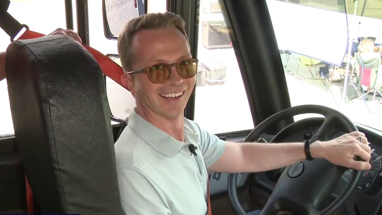 Waukesha school bus company looks for drivers