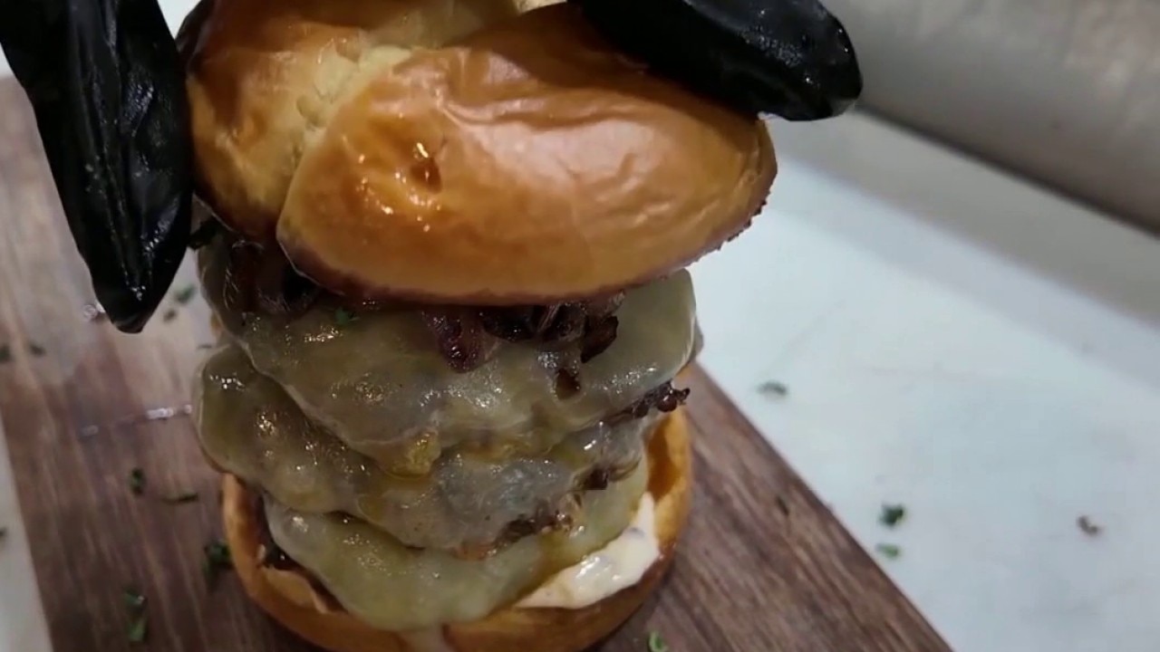 Burgers with Buck: SM 44