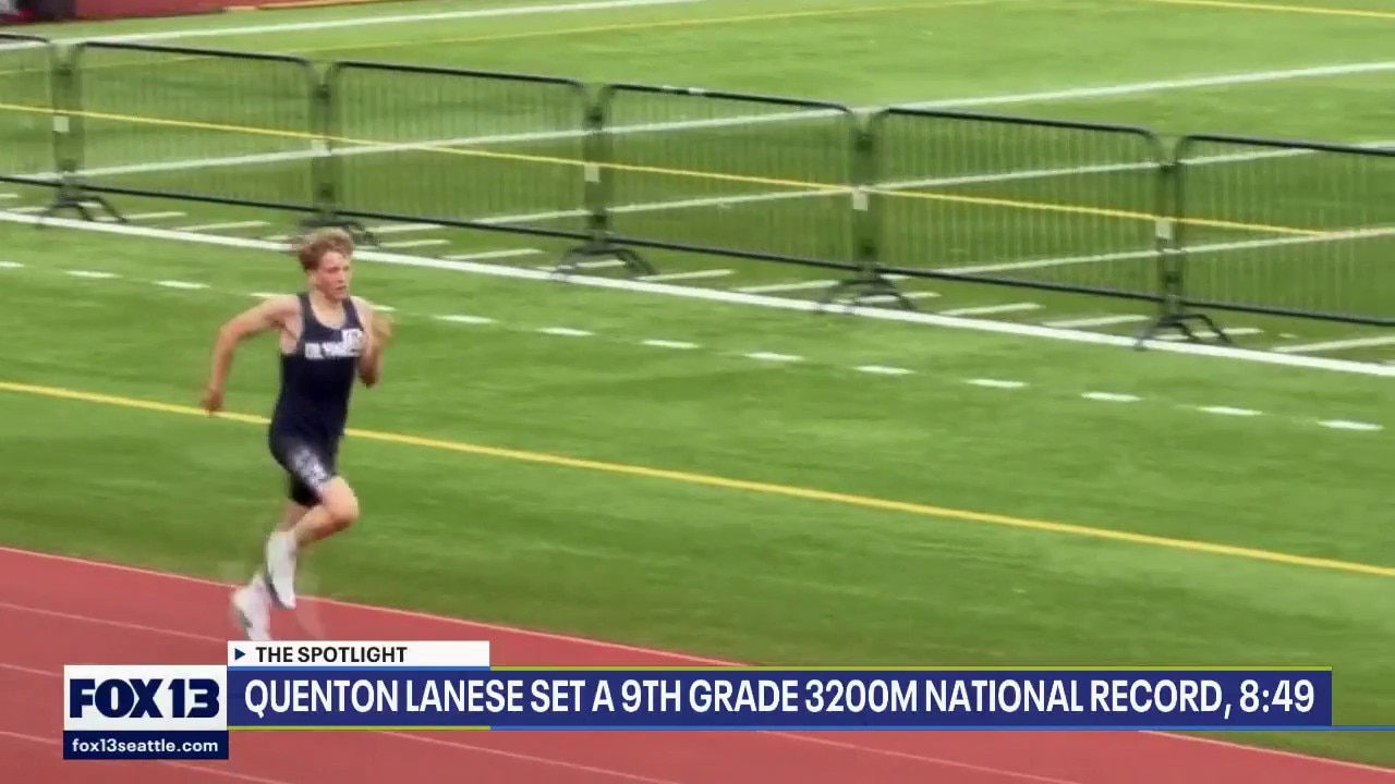 Freshman runner sets national track record