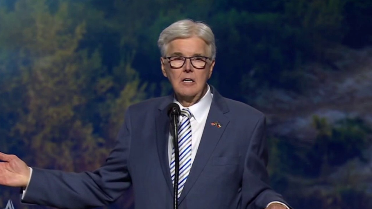 Republican midterm convention in Dallas: Day 2